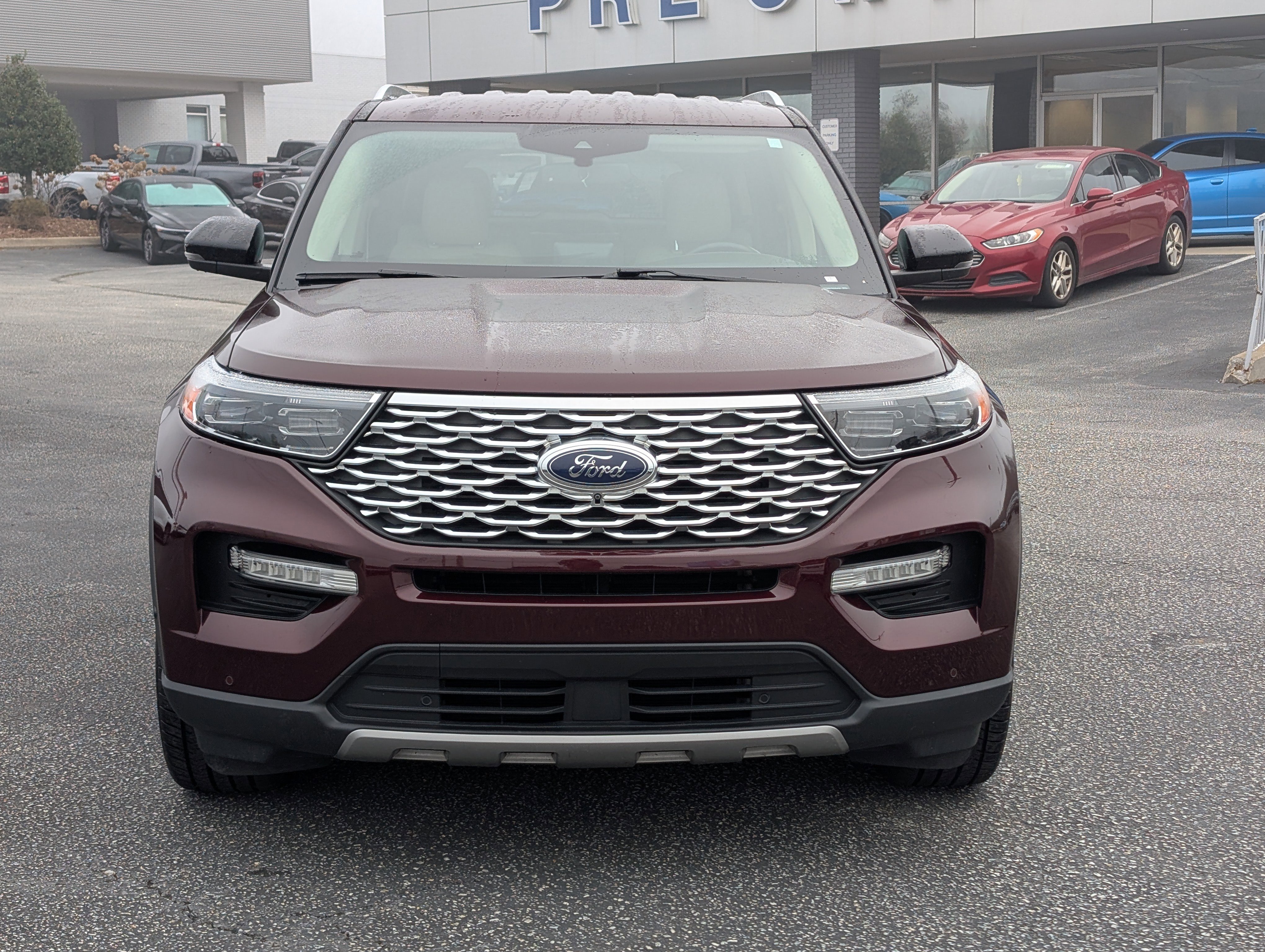 Used 2022 Ford Explorer Platinum w/ Equipment Group 601A image 3