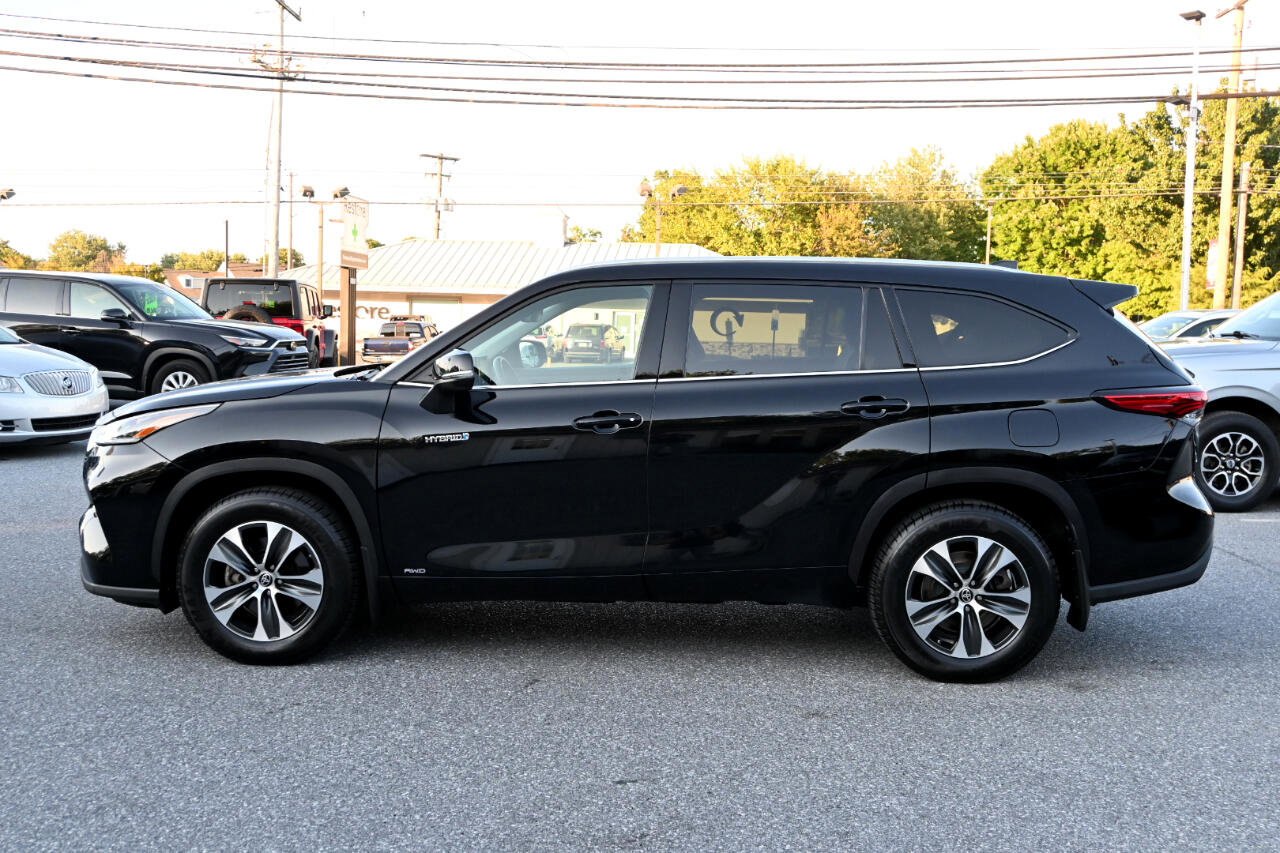 Used 2021 Toyota Highlander XLE image 8