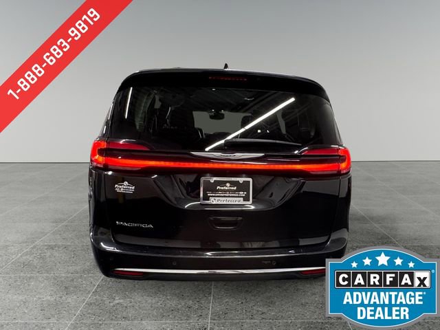 Used 2023 Chrysler Pacifica Touring-L FWD image 24