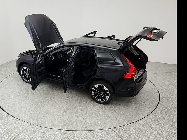 New 2026 Volvo XC60 B5 Ultra w/ Climate Package image 15
