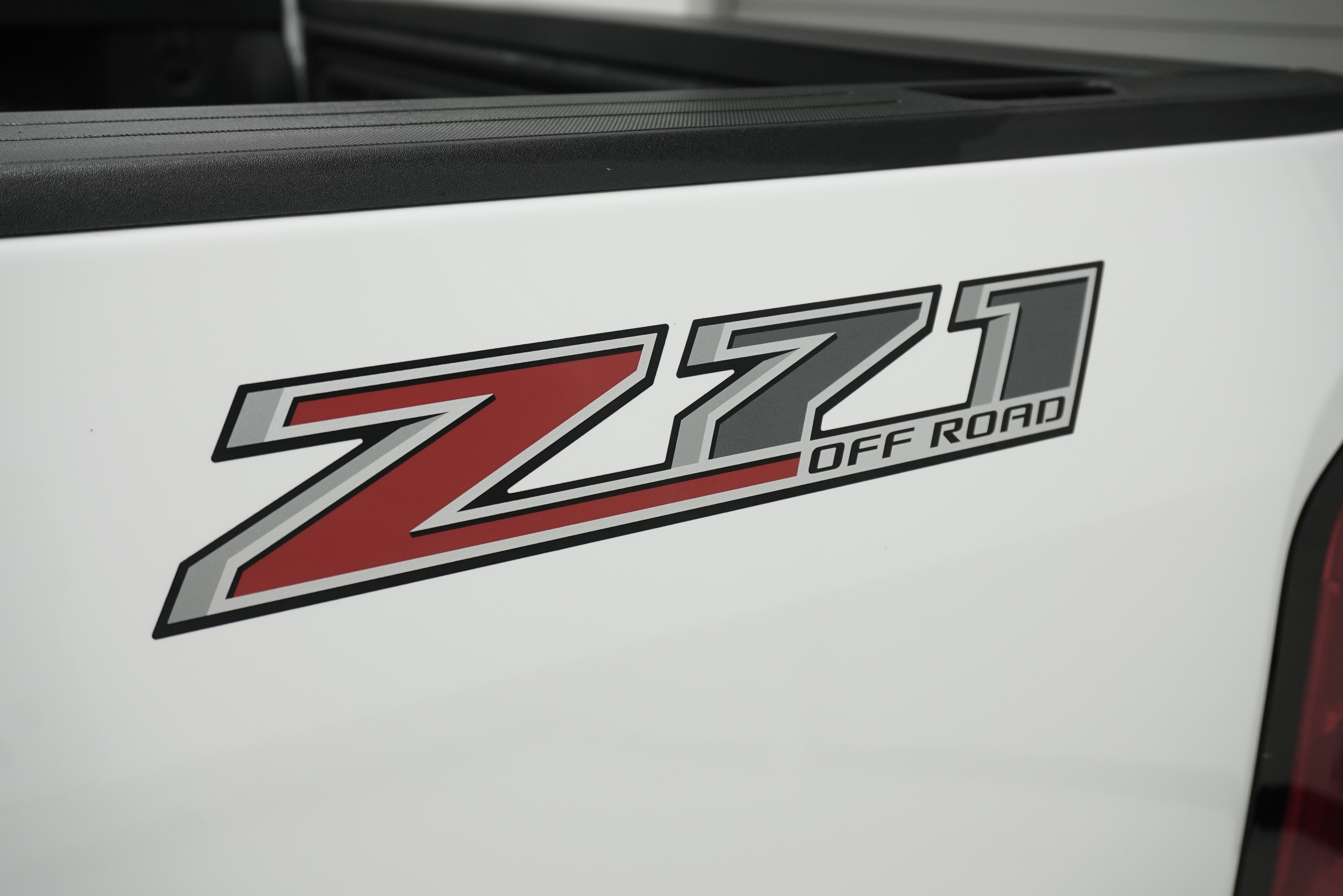 Used 2019 Chevrolet Colorado Z71 AWD/4WD image 7