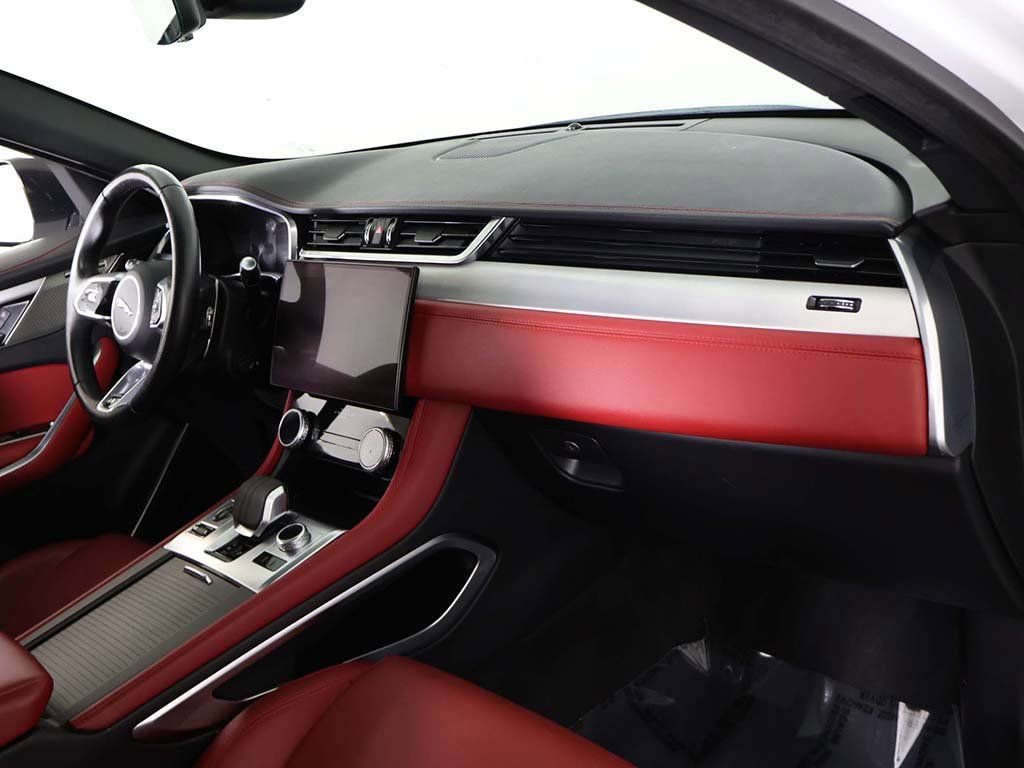 Used 2023 Jaguar F-PACE R-Dynamic S AWD/4WD image 31