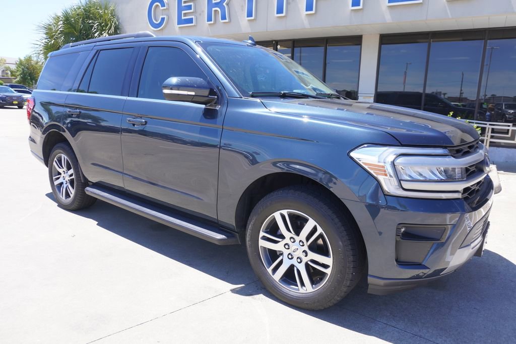 Used 2024 Ford Expedition XLT