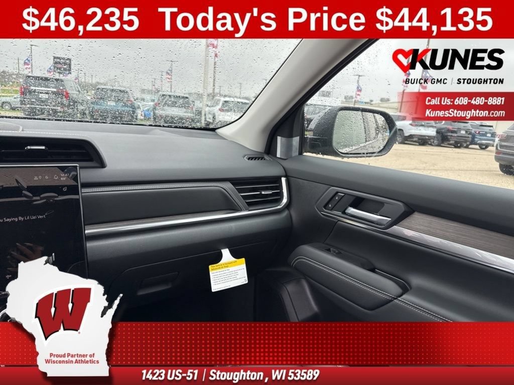 New 2026 GMC Terrain Denali w/ LPO, Floor Liner Package AWD/4WD image 54