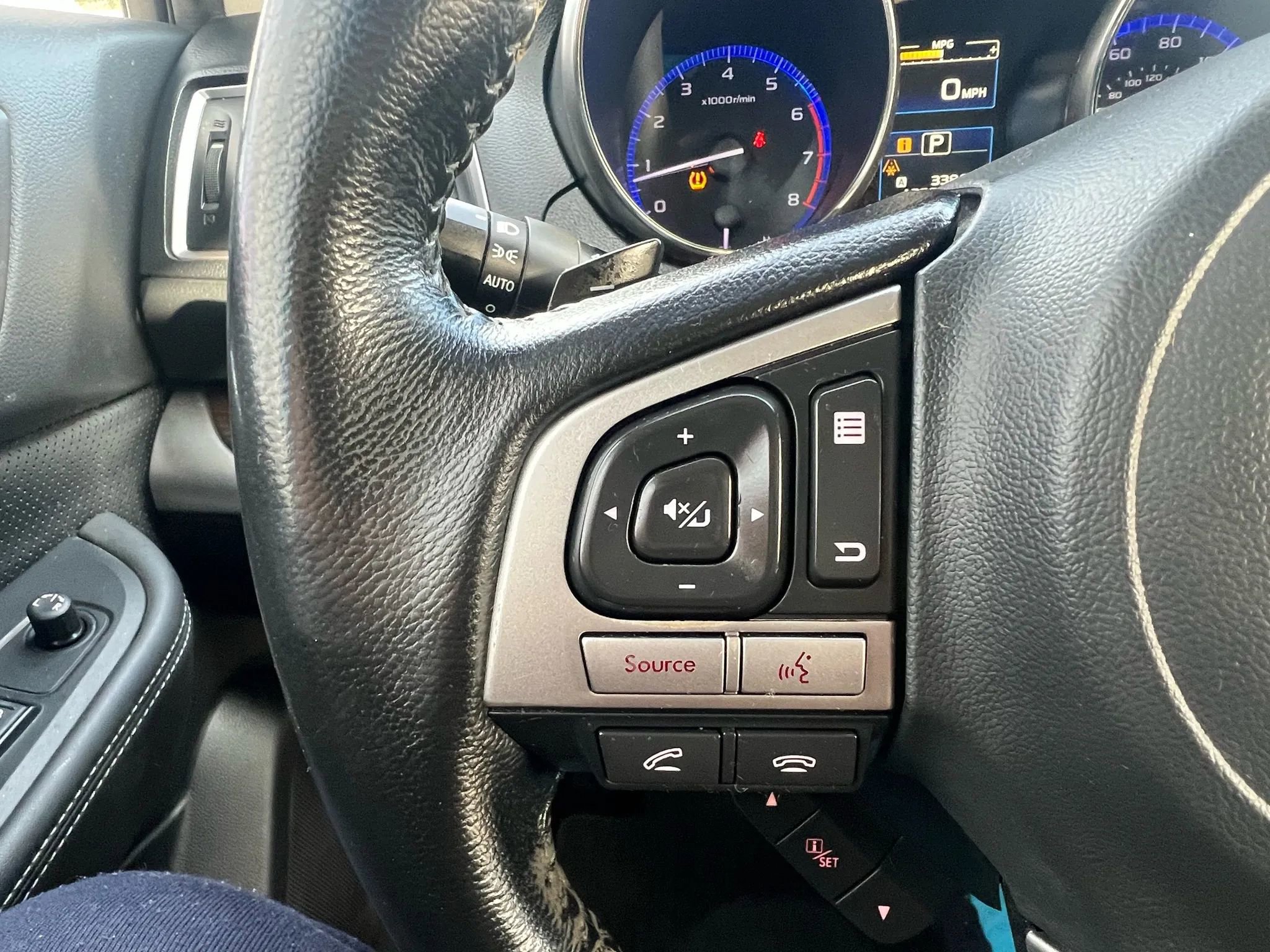 Used 2016 Subaru Legacy 2.5i Limited image 14