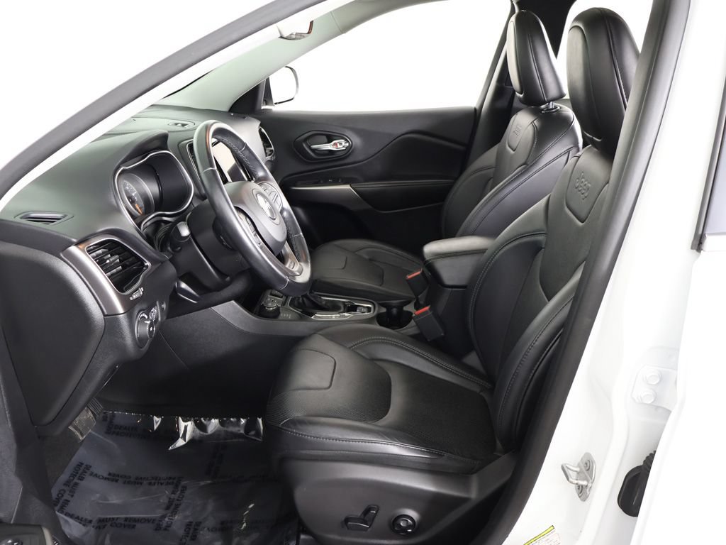 Used 2019 Jeep Cherokee Limited AWD/4WD image 31