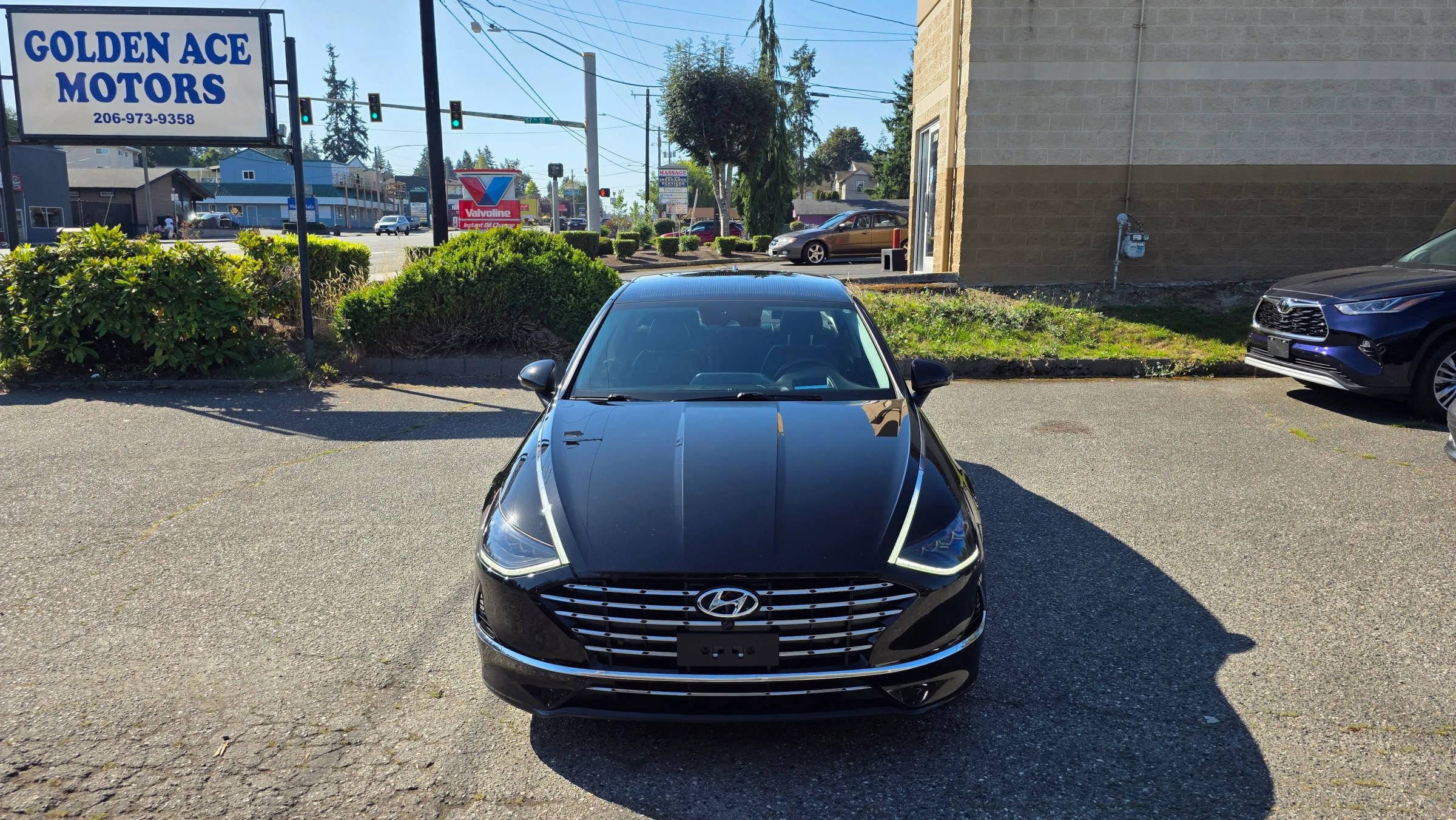 Used 2022 Hyundai Sonata Limited image 2