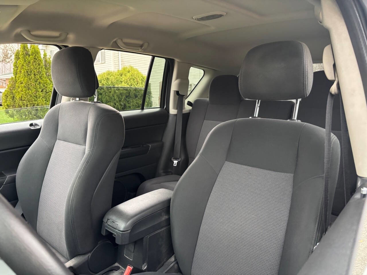 Used 2011 Jeep Compass 2WD image 14