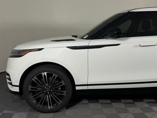 New 2026 Land Rover Range Rover Velar Dynamic SE image 15