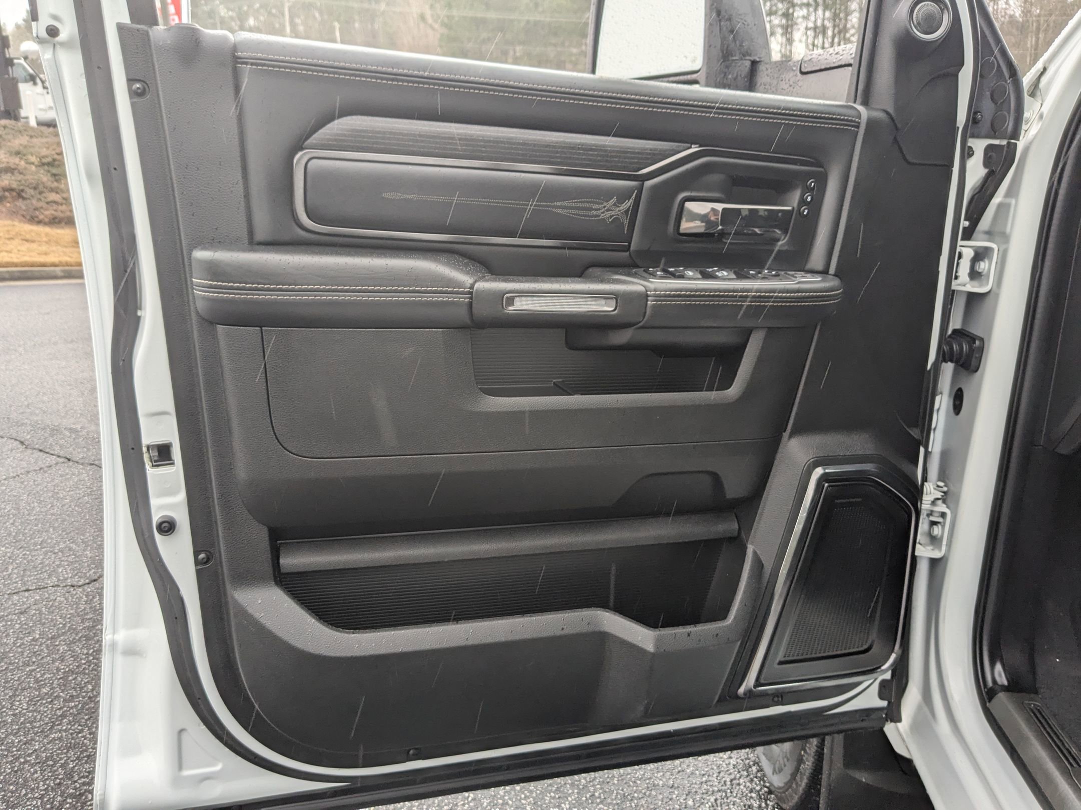 Used 2024 RAM 3500 Limited w/ Night Edition image 11