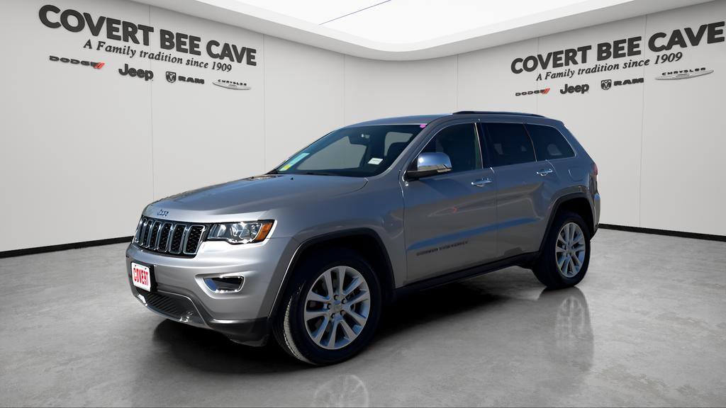Used 2017 Jeep Grand Cherokee Limited w/ Trailer Tow Group IV image 3