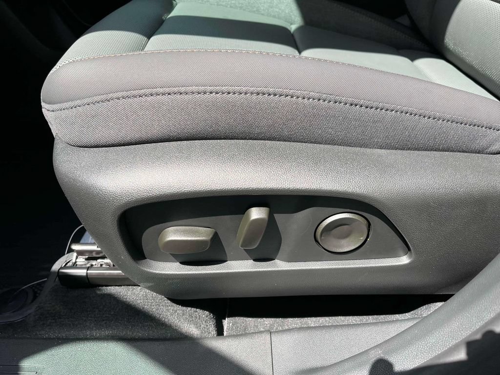 New 2026 GMC Terrain AT4 w/ Convenience Package III AWD/4WD image 23