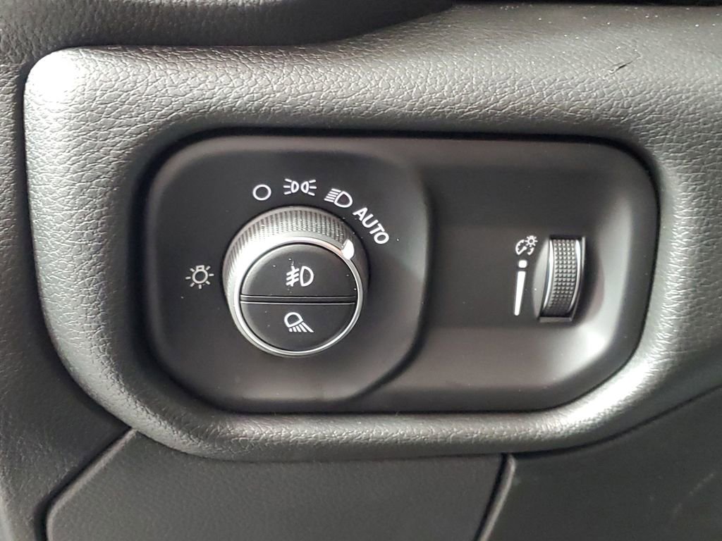 New 2026 RAM 2500 Tradesman w/ Bed Convenience Group image 13