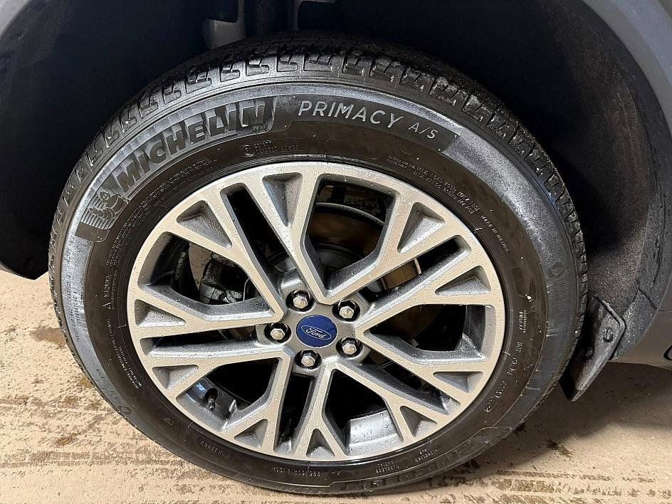 Used 2022 Ford Escape SEL image 28