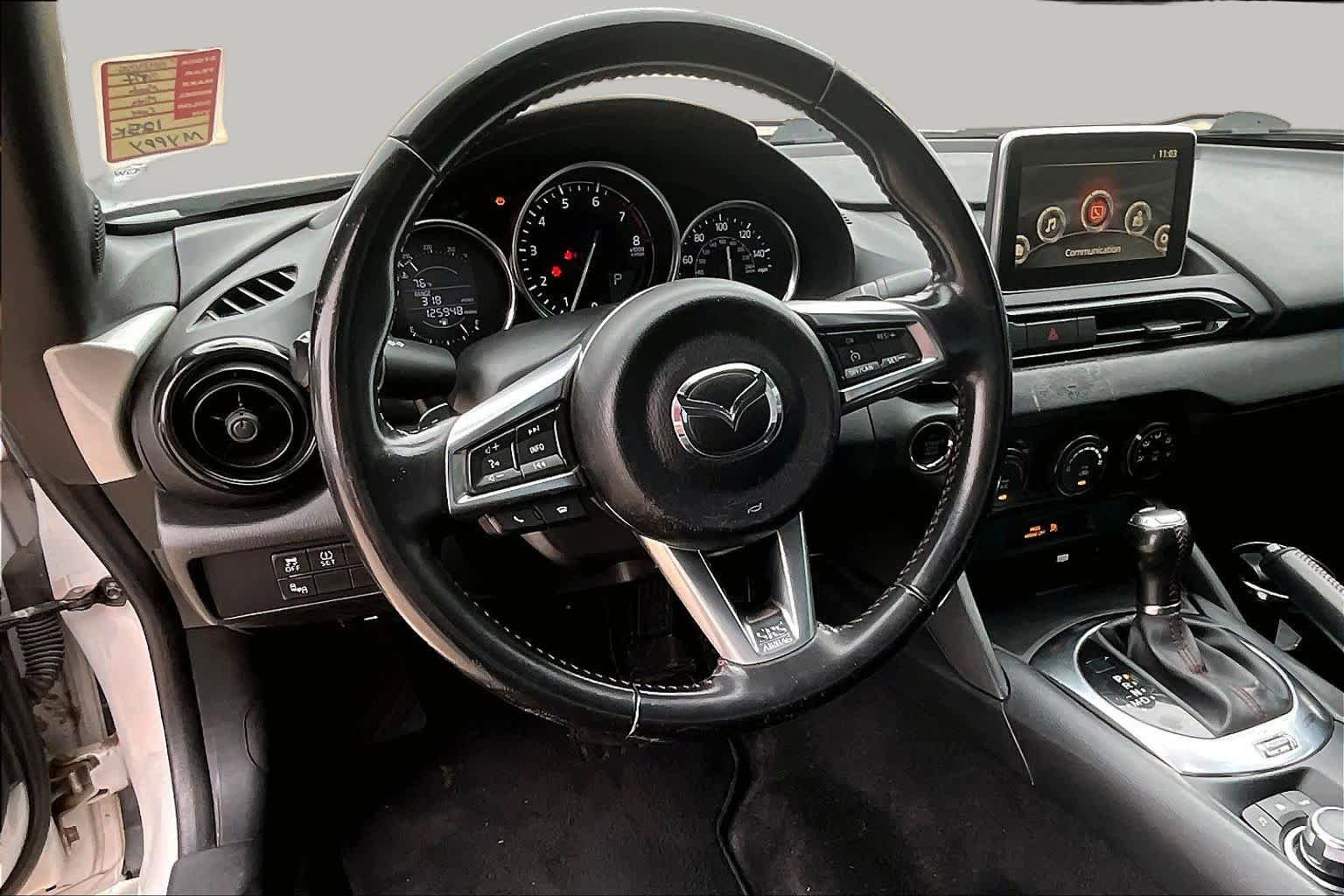Used 2017 MAZDA MX-5 Miata Club RWD image 6