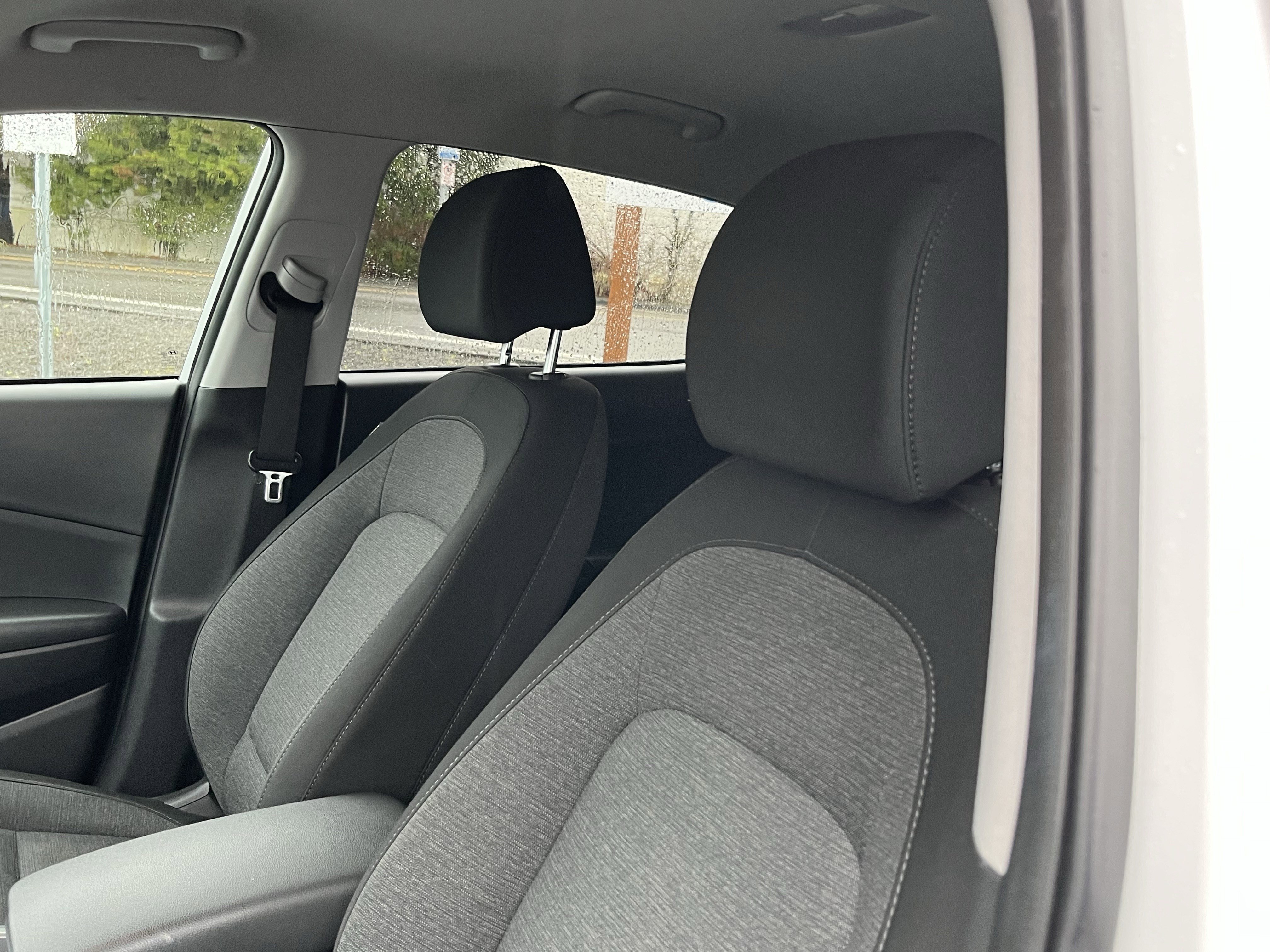 Certified 2023 Hyundai Kona SE image 16