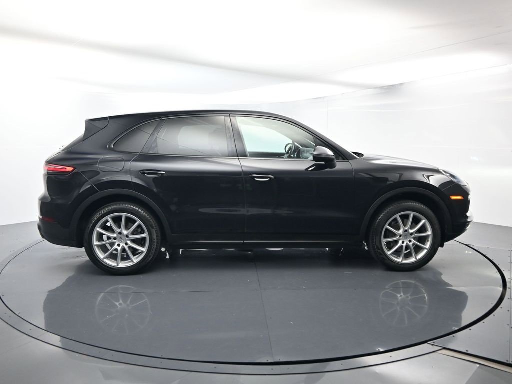 Used 2019 Porsche Cayenne image 16