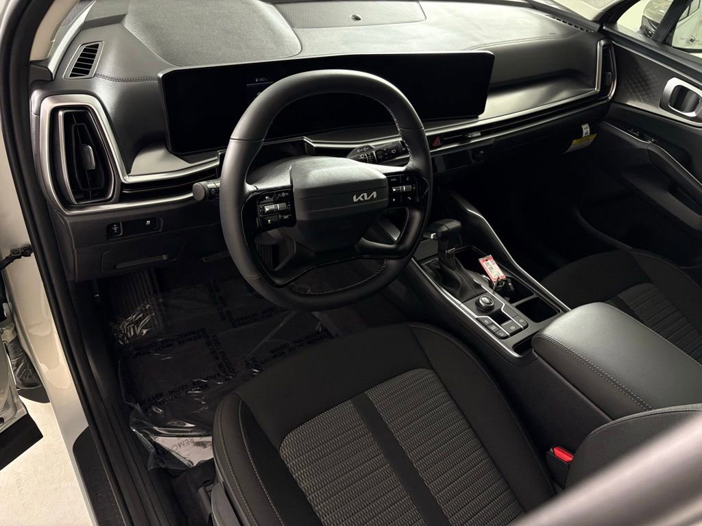 New 2026 Kia Sorento LX image 17