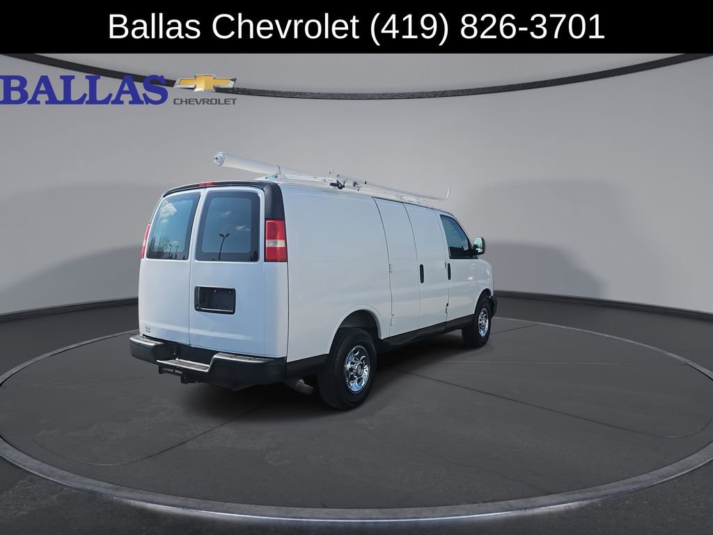 Used 2018 Chevrolet Express 2500 w/ Driver Convenience Package image 8