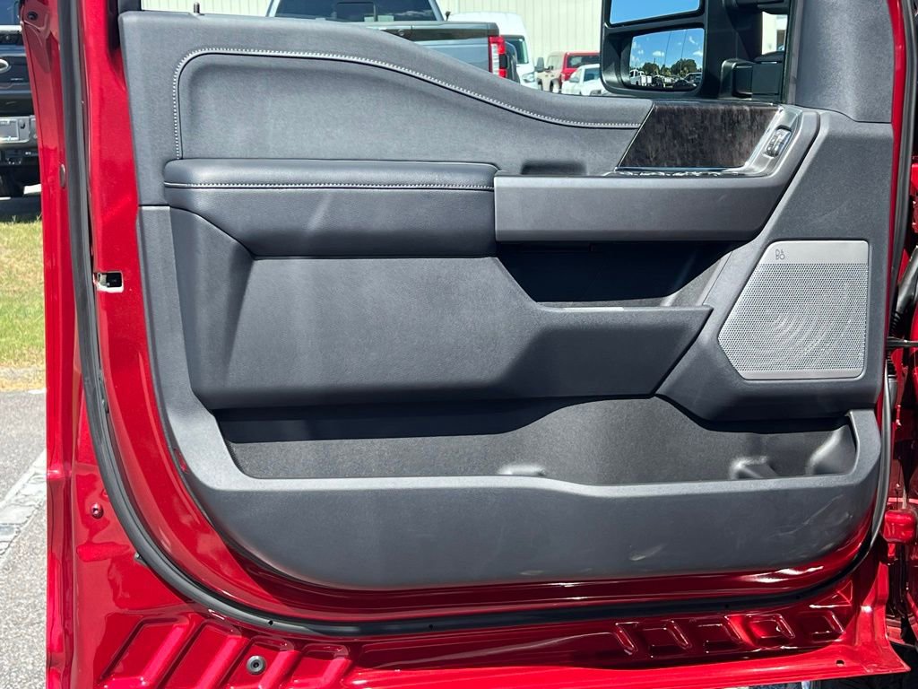 New 2026 Ford F250 Lariat w/ Chrome Package image 28