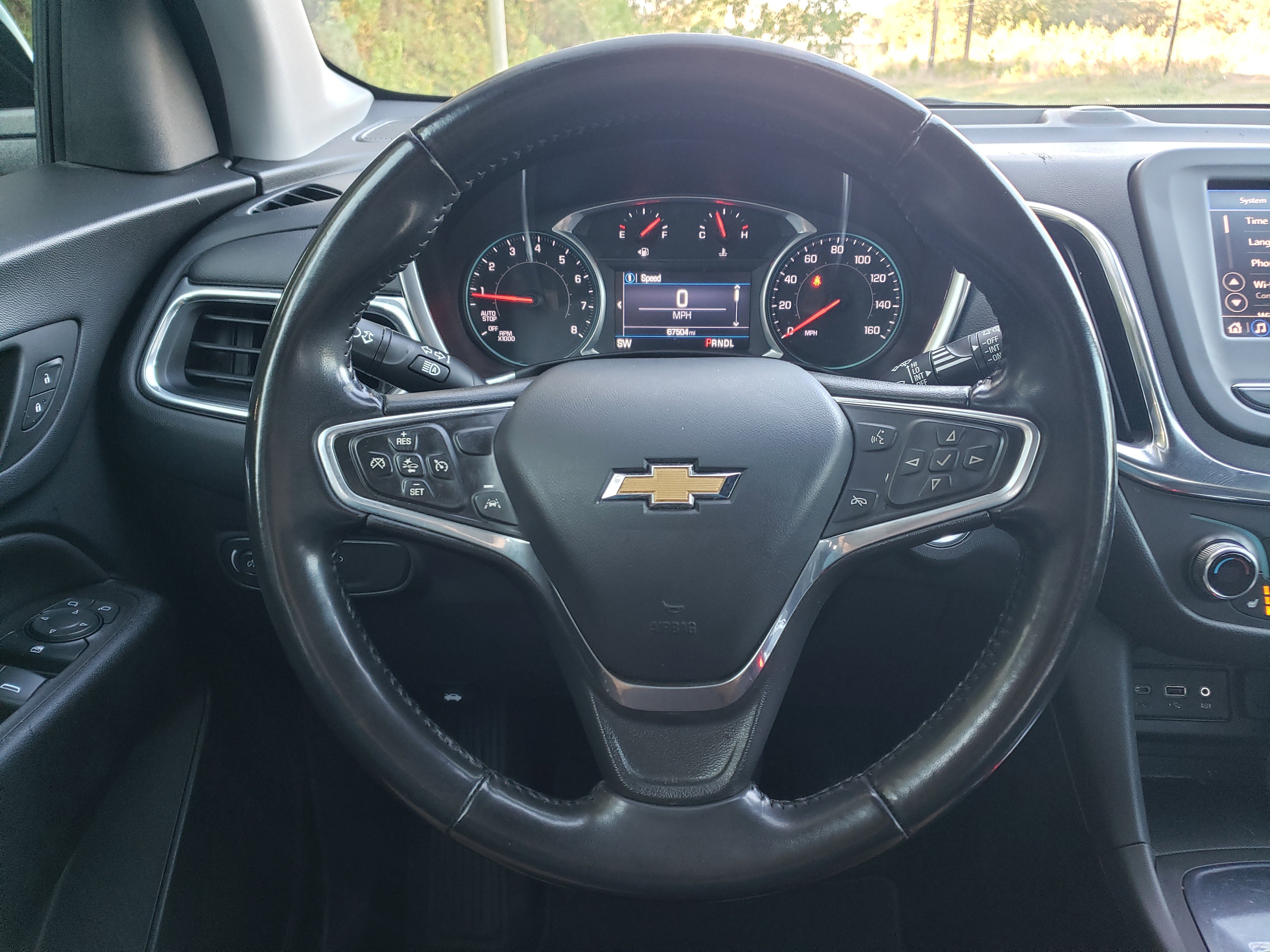 Used 2022 Chevrolet Equinox LT w/ Driver Convenience Package image 13