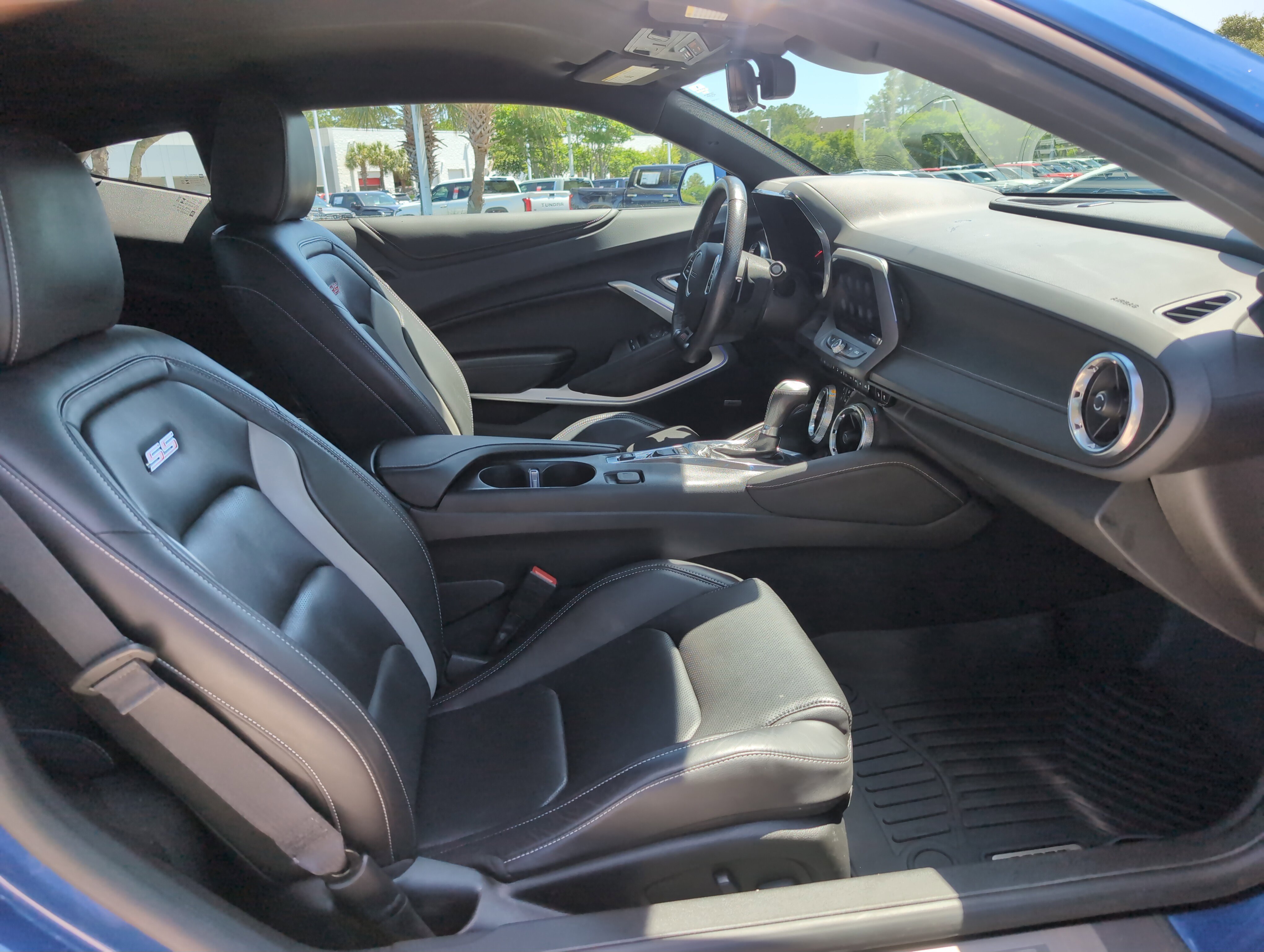 Used 2023 Chevrolet Camaro SS RWD image 32