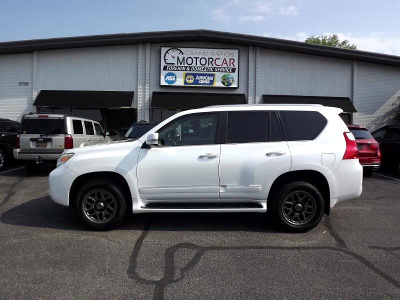 Used 2013 Lexus GX 460 image 2