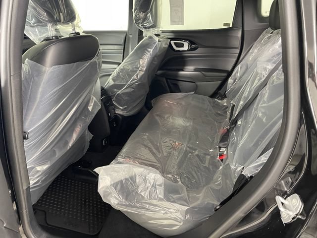 New 2026 Jeep Compass Latitude w/ Sun and Sound Group AWD/4WD image 4
