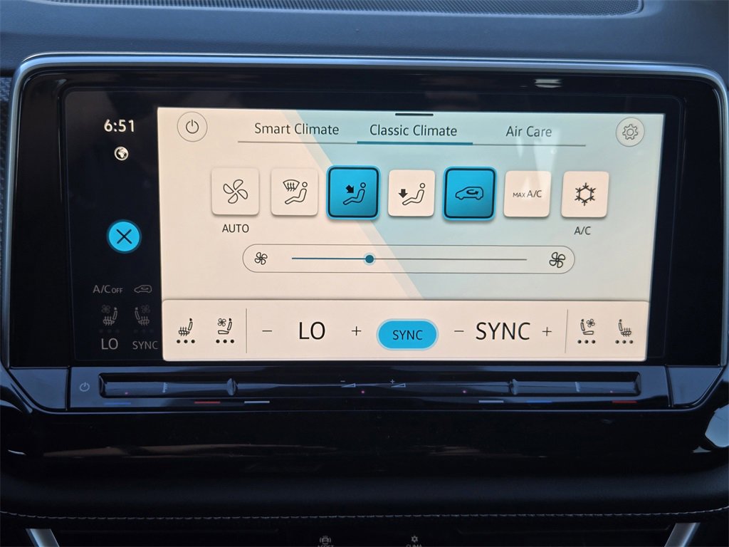 New 2026 Volkswagen Atlas Cross Sport SEL Premium R-Line image 16