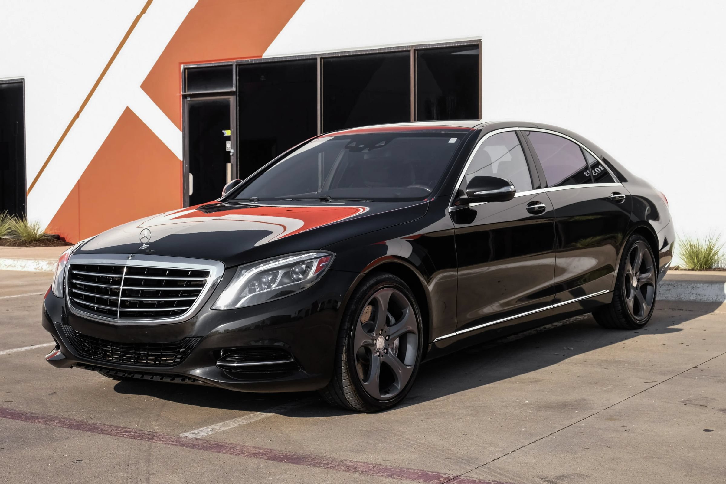 Used 2015 Mercedes-Benz S 550 Sedan image 2