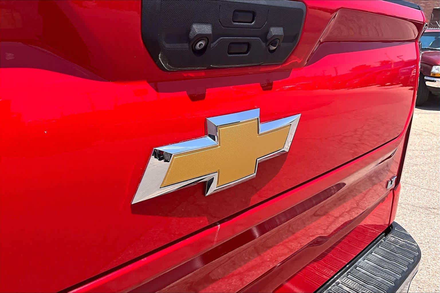 Used 2022 Chevrolet Silverado 1500 LT RWD image 10