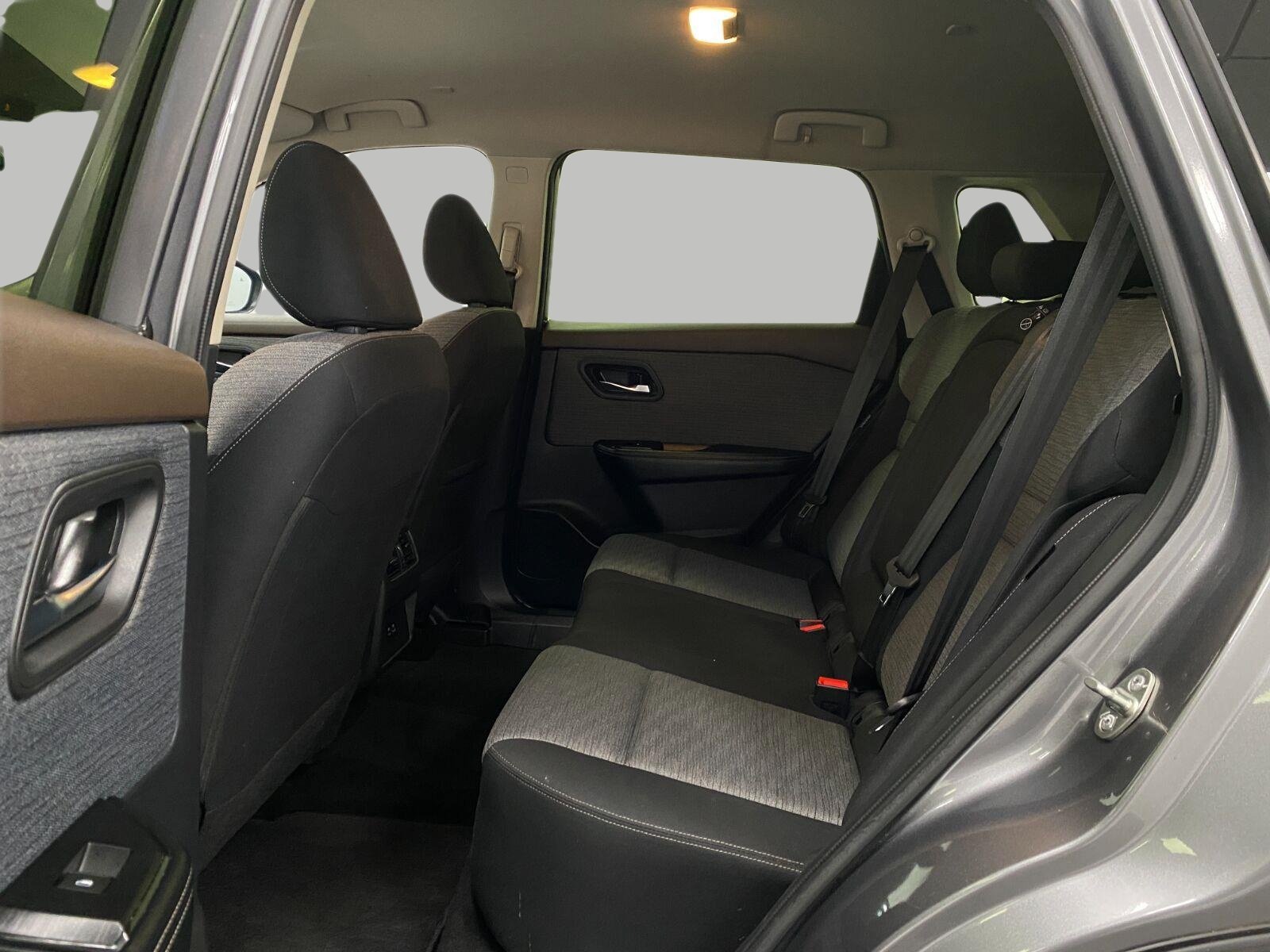 Certified 2023 Nissan Rogue SV AWD/4WD image 27