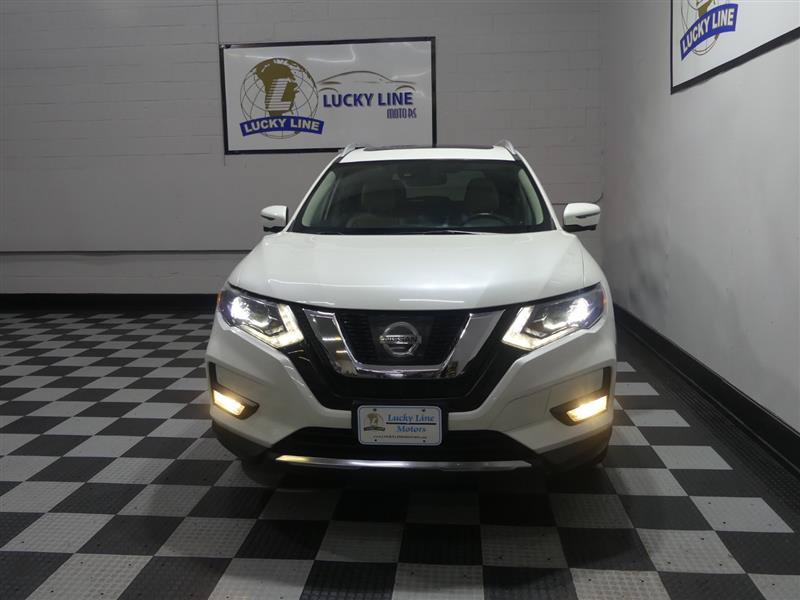 Used 2017 Nissan Rogue SL w/ SL Premium Package AWD/4WD image 2