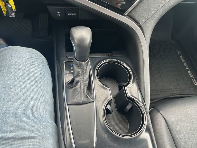 Used 2019 Toyota Camry SE FWD image 25