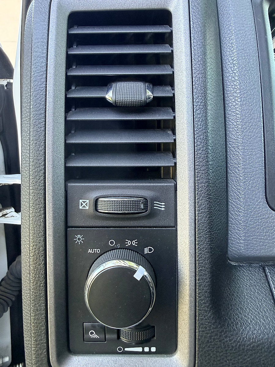 Used 2018 RAM 2500 Tradesman w/ Chrome Appearance Group AWD/4WD image 22