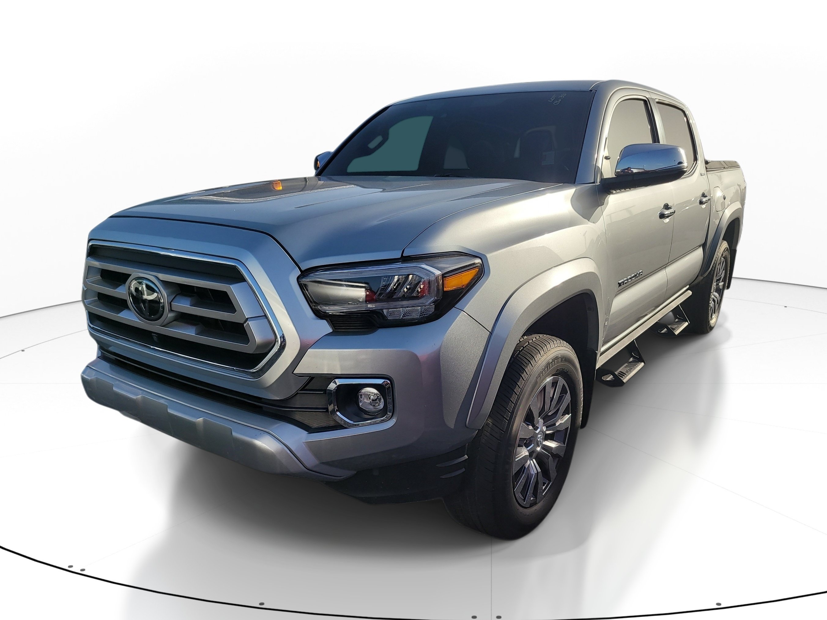 Certified 2023 Toyota Tacoma Limited AWD/4WD image 3