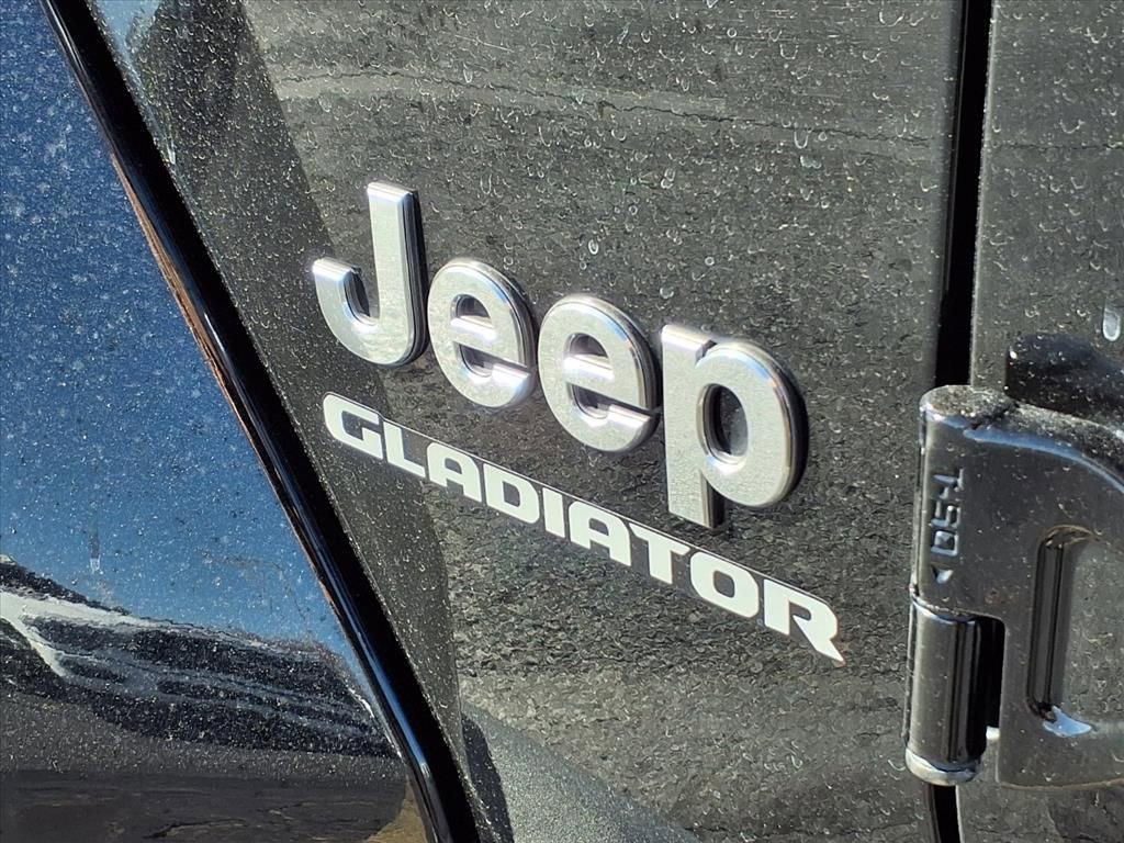 Used 2020 Jeep Gladiator Overland image 21
