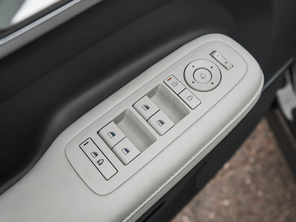 New 2026 Hyundai Santa Fe Limited AWD/4WD image 18