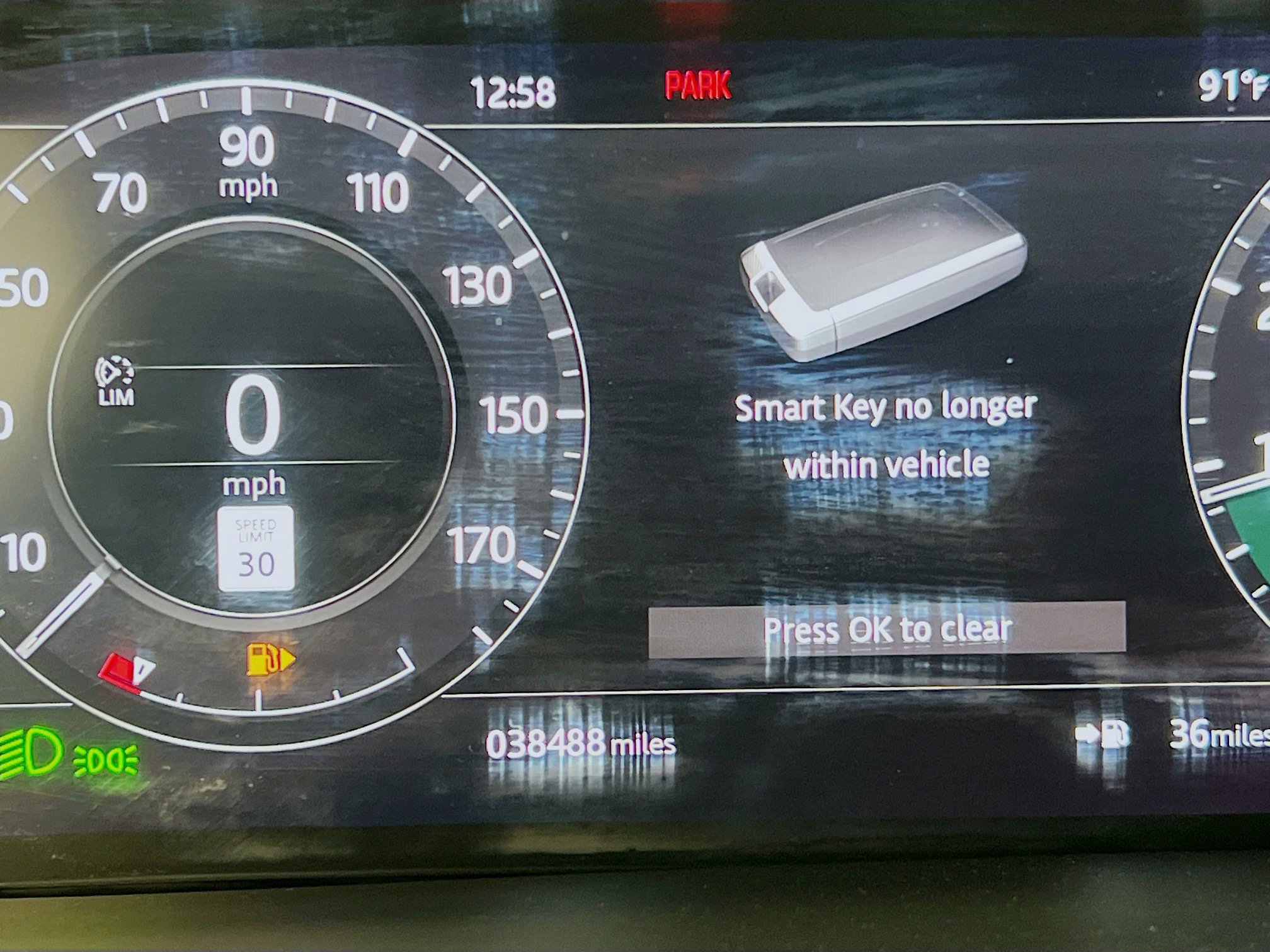 Used 2019 Land Rover Range Rover Autobiography image 12