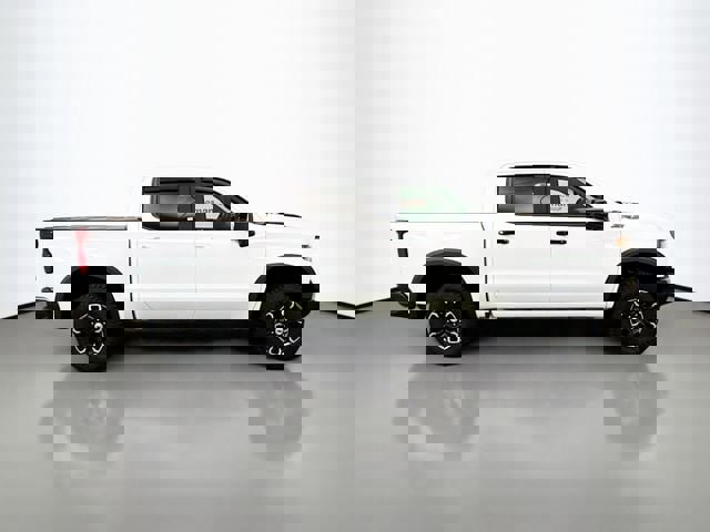 Used 2024 Chevrolet Silverado 1500 ZR2 w/ Technology Package image 11