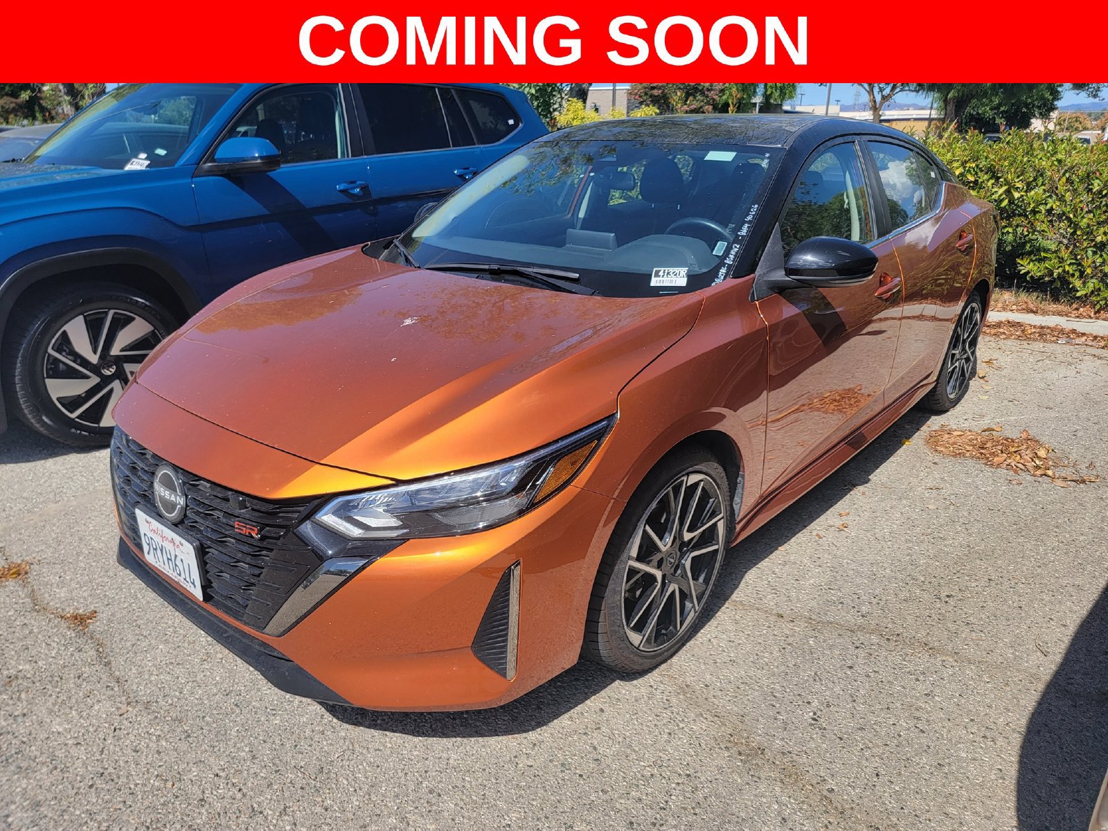 Used 2025 Nissan Sentra SR FWD image 1