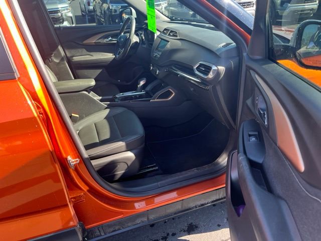 Used 2023 Chevrolet TrailBlazer ACTIV FWD image 8