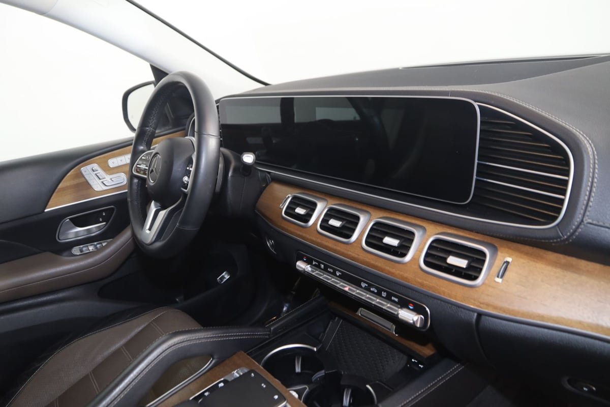 Used 2020 Mercedes-Benz GLS 450 4MATIC image 53