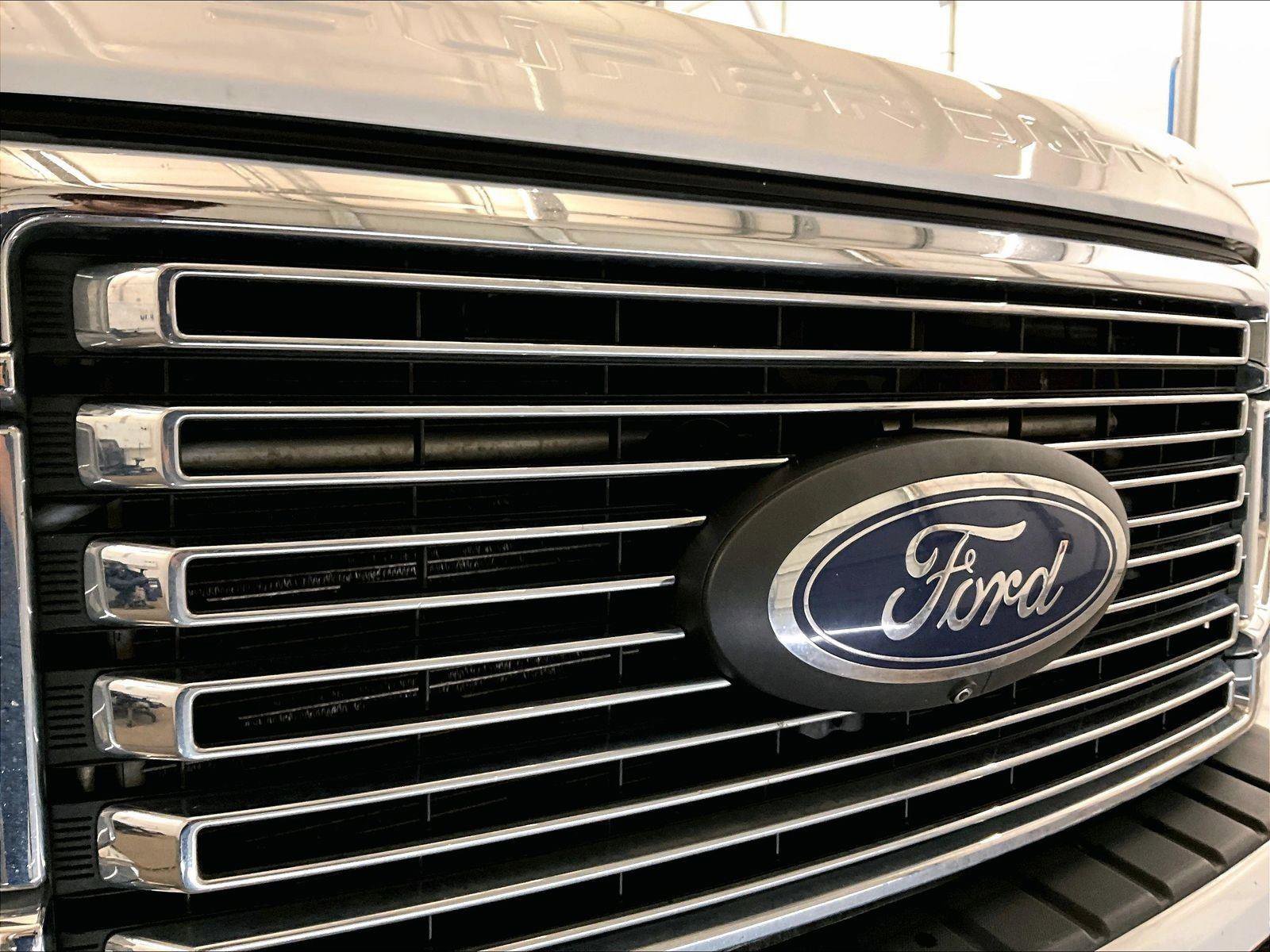 Used 2022 Ford F450 Platinum image 30