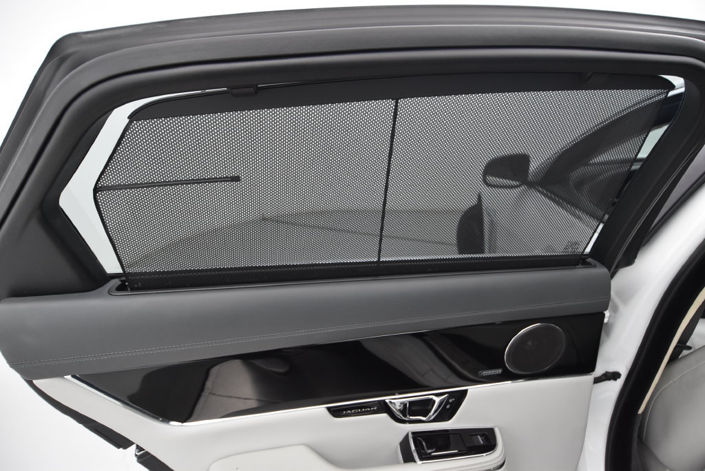 Used 2015 Jaguar XJ L Supercharged RWD image 47