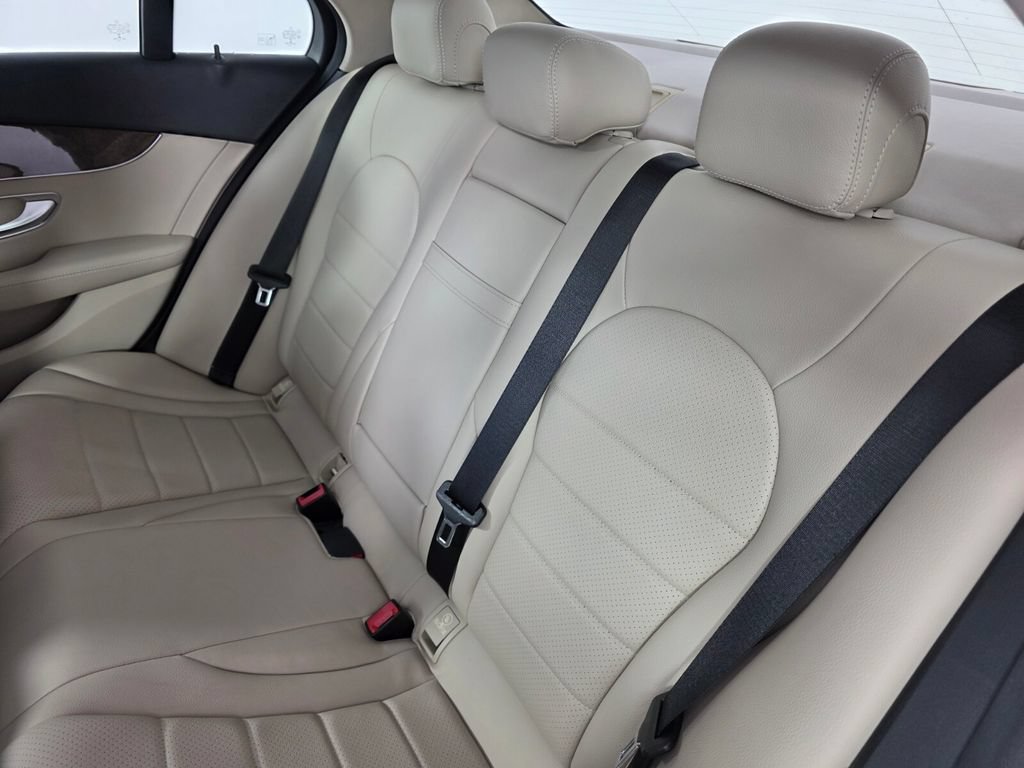 Used 2017 Mercedes-Benz C 300 Sedan image 15