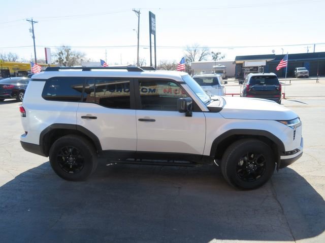 Used 2024 Lexus GX 550 Overtrail image 4