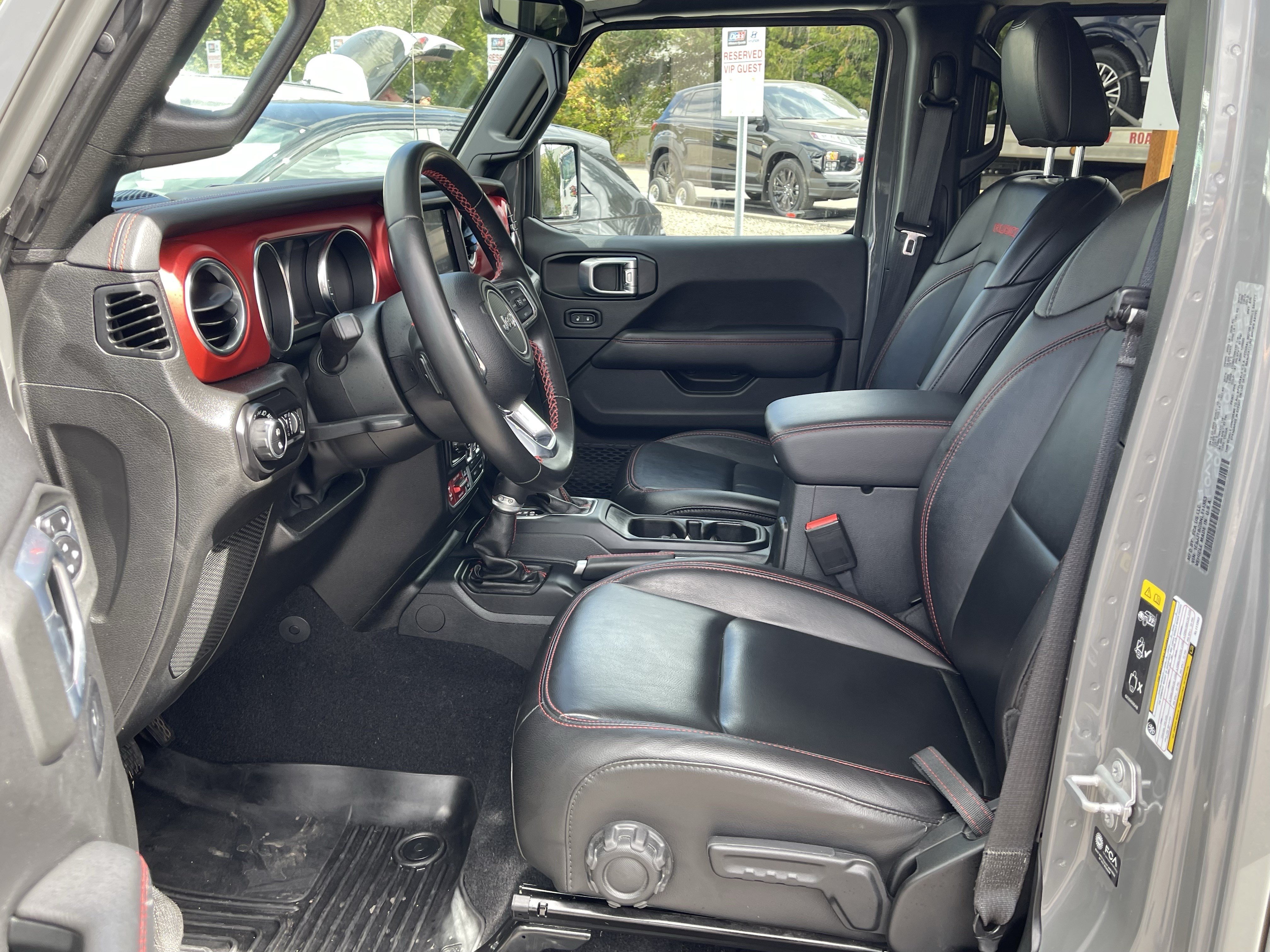 Used 2022 Jeep Gladiator Rubicon w/ Trailer Tow Package AWD/4WD image 13