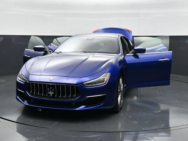 Used 2018 Maserati Ghibli S GranLusso AWD/4WD image 47