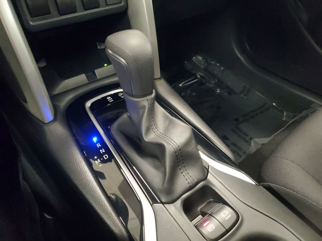 Certified 2024 Toyota Corolla Cross LE w/ Moonroof Package image 30